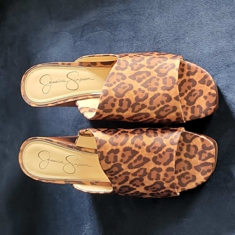 Jessica Simpson Abbey Stacked Slide